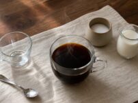 コーヒーで太る？結論は「中身と飲む量」｜無糖なら低カロリー
